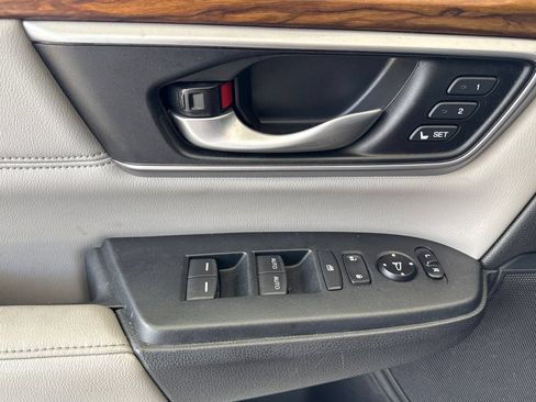 Used 2017 Honda CR-V EX-L image 12