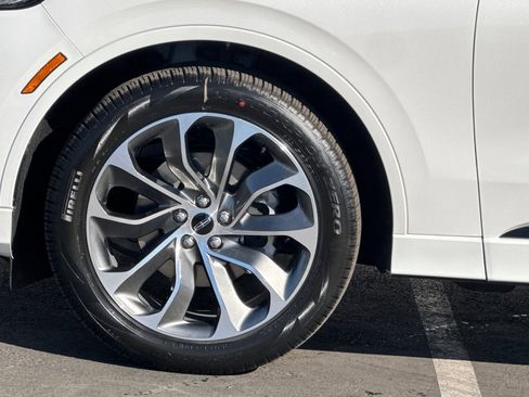 New 2026 Lincoln Aviator Premiere image 26