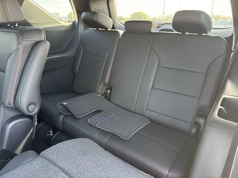 New 2026 Chevrolet Traverse RS image 28