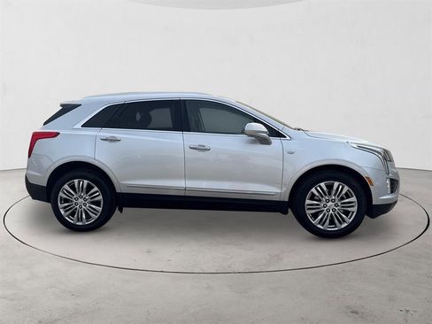 Certified 2018 Cadillac XT5 Premium Luxury image 4