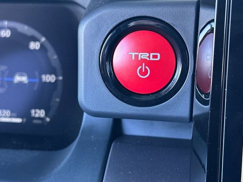 New 2025 Toyota Tacoma TRD Off-Road image 24