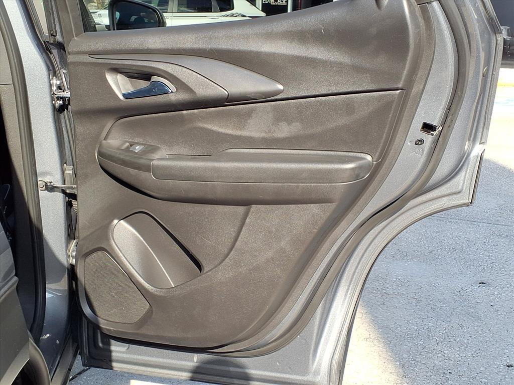 Used 2022 Chevrolet TrailBlazer LT AWD/4WD image 11