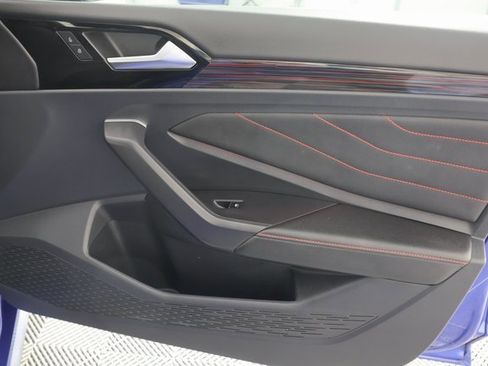 Used 2024 Volkswagen Jetta GLI 40th Anniversary Edition image 29