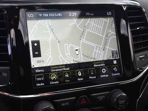 Used 2022 Jeep Grand Cherokee Limited AWD/4WD image 18