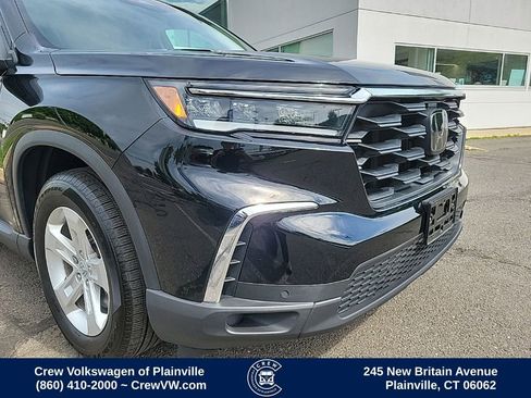 Used 2023 Honda Pilot LX image 21