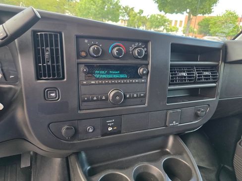 Certified 2025 Chevrolet Express 2500 w/ Driver Convenience Package RWD image 17