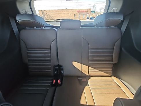 New 2026 GMC Acadia Denali Ultimate image 16