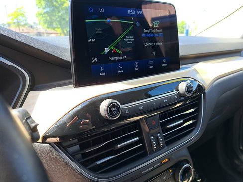 Used 2022 Ford Escape Titanium w/ Titanium Elite Package image 10