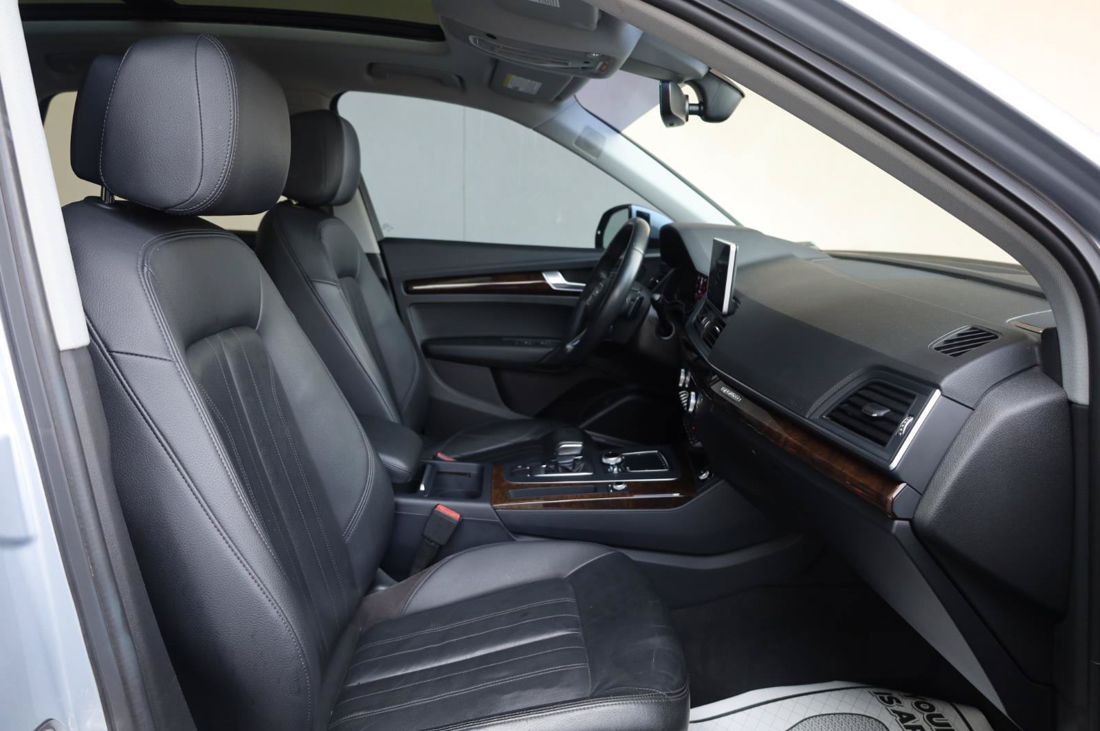 Used 2018 Audi Q5 2.0T Premium Plus w/ Premium Plus Package AWD/4WD image 33