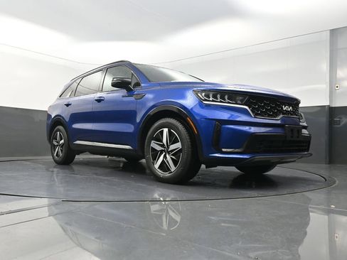 Used 2022 Kia Sorento S w/ Panoramic Sunroof Package image 21