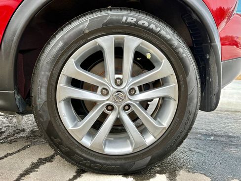 Used 2014 Nissan Juke SV w/ Navigation Package AWD/4WD image 11