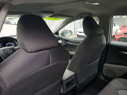 Used 2023 Toyota Camry LE image 12