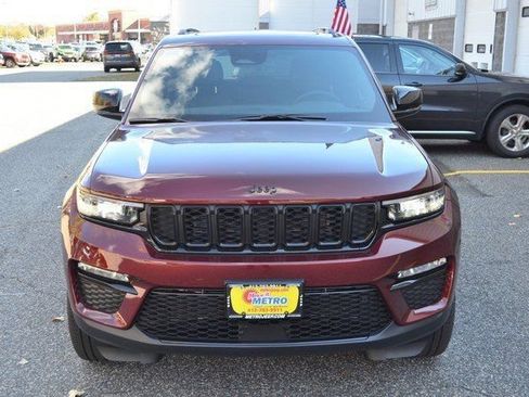 New 2025 Jeep Grand Cherokee Limited w/ Black Appearance Package image 3
