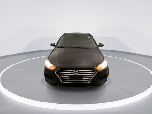 Used 2022 Hyundai Accent SE FWD image 9