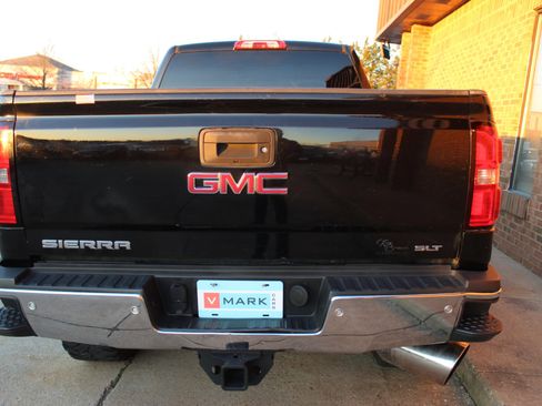 Used 2015 GMC Sierra 2500 SLT w/ Duramax Plus Package image 7