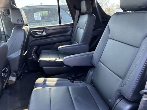 Used 2023 Chevrolet Tahoe Z71 w/ Luxury Package AWD/4WD image 22