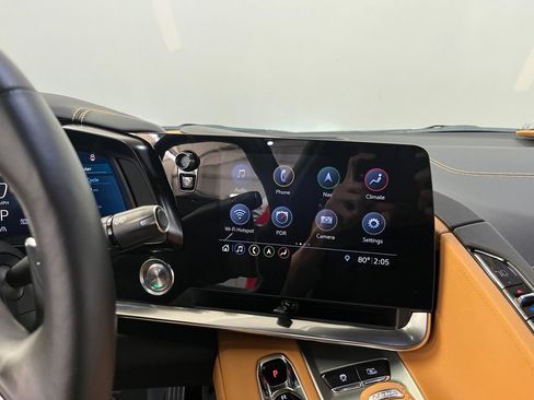 Used 2020 Chevrolet Corvette Stingray Preferred Cpe w/ 2LT Preferred Equipment Group RWD image 22