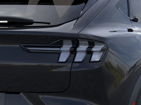 New 2026 Ford Mustang Mach-E Select RWD image 21