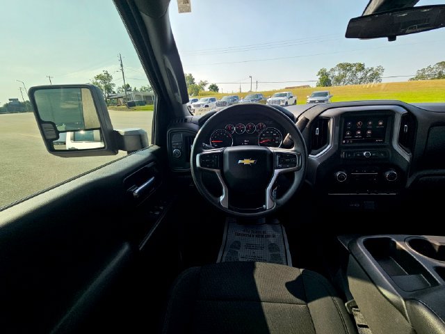 Used 2022 Chevrolet Silverado 2500 W/T w/ Safety Confidence Package RWD image 13