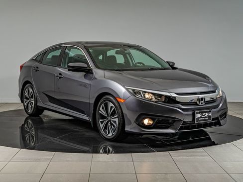 Used 2017 Honda Civic EX-L image 3