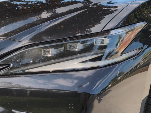 Used 2022 Lexus ES 350 Ultra Luxury FWD image 6