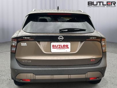 Used 2026 Nissan Kicks SR w/ SR Premium Package