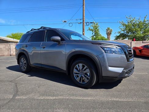 Used 2024 Nissan Pathfinder SV w/ Black Appearance Package FWD image 1