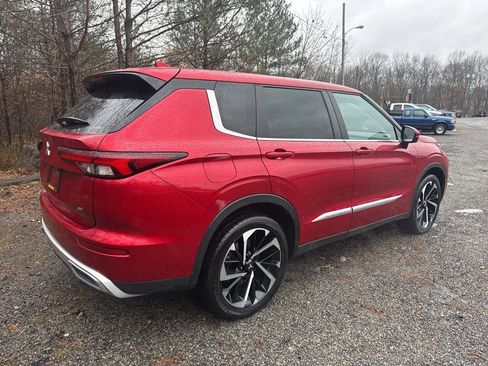 Used 2022 Mitsubishi Outlander SE image 10