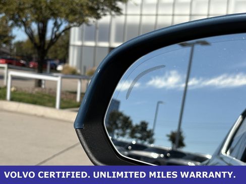 Certified 2023 Volvo XC40 B4 Plus image 11