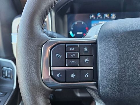 New 2026 Ford F250 King Ranch w/ FX4 Off-Road Package image 24