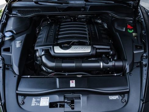 Used 2012 Porsche Cayenne image 22