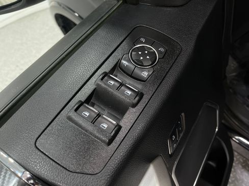 Used 2018 Ford F150 Lariat w/ Equipment Group 501A Mid AWD/4WD image 15