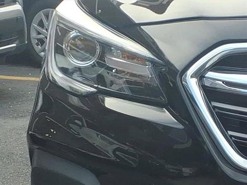 Used 2018 Subaru Outback 3.6R Limited image 3