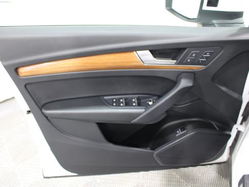Used 2023 Audi Q5 2.0T Premium AWD/4WD image 6