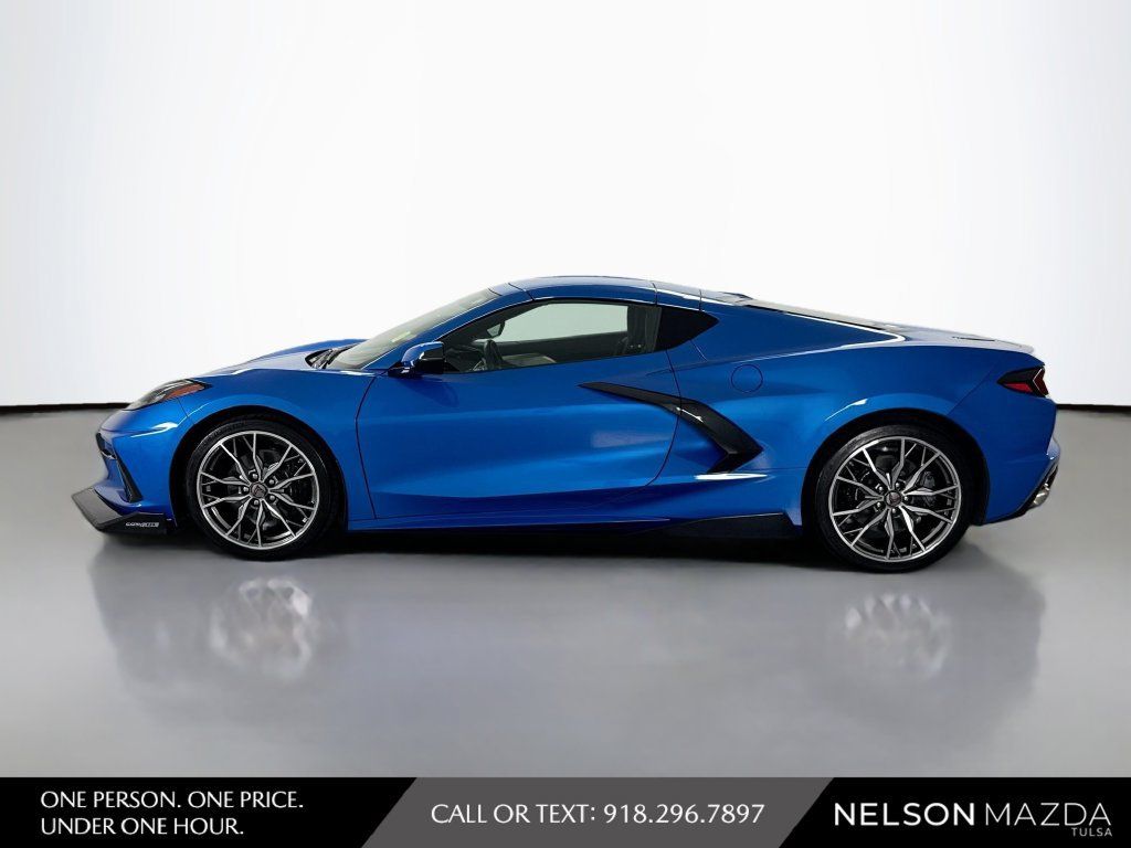 Used 2024 Chevrolet Corvette Stingray Preferred Cpe w/ 2LT RWD image 8