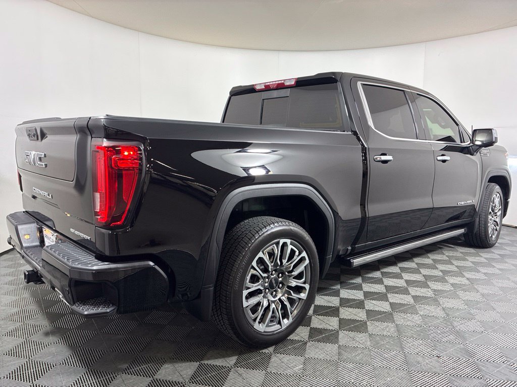 Used 2025 GMC Sierra 1500 Denali Ultimate AWD/4WD image 5