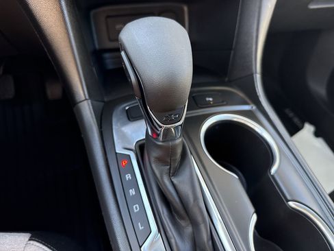 Used 2022 Chevrolet Equinox LT image 14