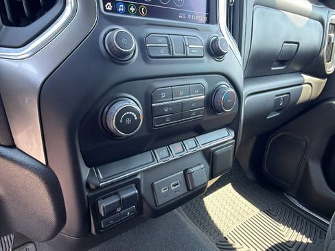 Used 2021 Chevrolet Silverado 2500 LT AWD/4WD image 14