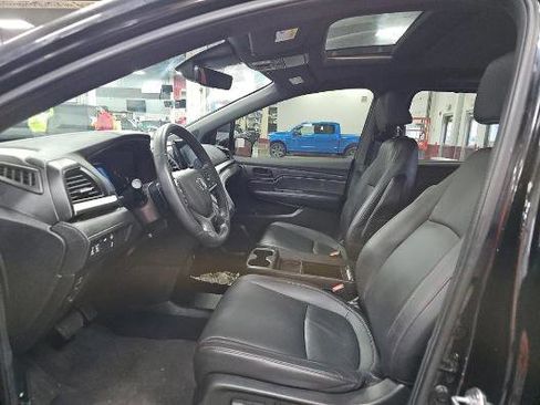 Used 2024 Honda Odyssey Sport image 5