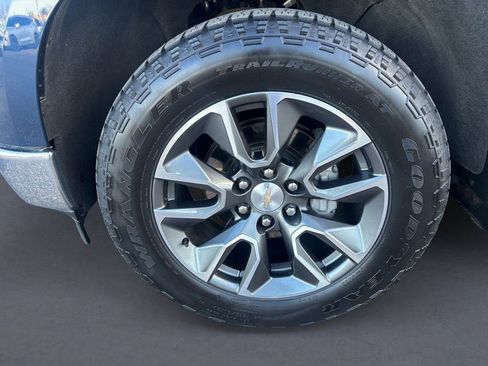 Used 2023 Chevrolet Silverado 1500 LT image 9