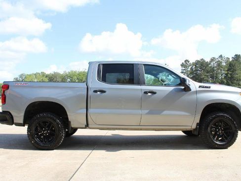 Used 2023 Chevrolet Silverado 1500 LT Trail Boss w/ Convenience Package II AWD/4WD image 19