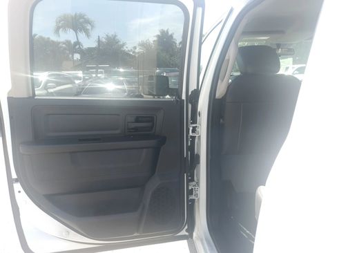 Used 2014 RAM 1500 Tradesman w/ Exterior Appearance Group RWD image 16