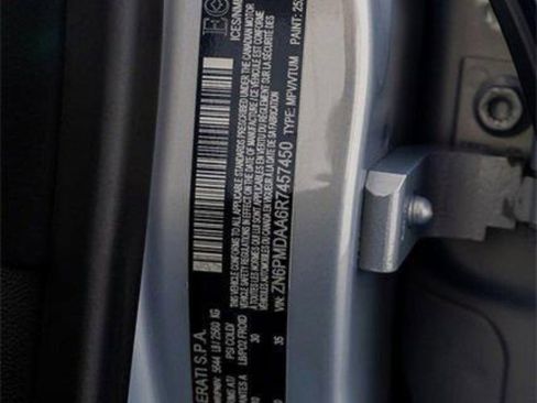 Used 2024 Maserati Grecale GT image 61