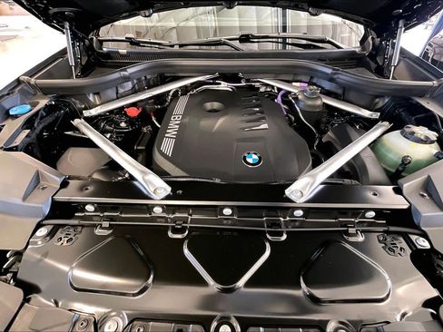 New 2026 BMW X5 xDrive40i w/ M Sport Package image 16