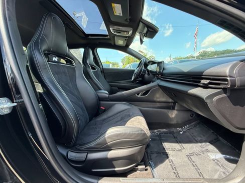 Used 2022 Hyundai Elantra N w/ Preferred Accessory Package FWD image 27