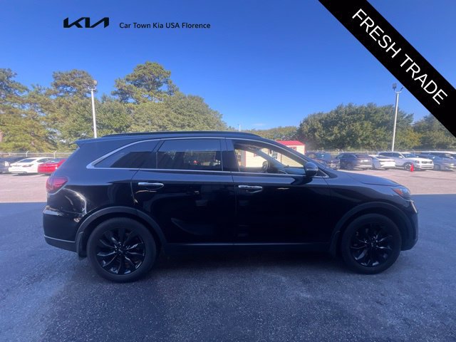 Used 2020 Kia Sorento S FWD image 2