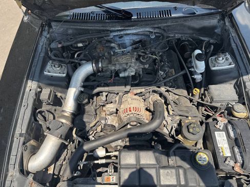 Used 2004 Ford Mustang GT RWD image 22