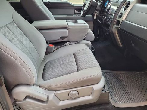 Used 2014 Ford F150 XLT w/ XLT Chrome Package image 11