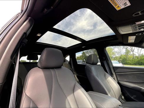 Used 2025 Acura RDX SH-AWD image 23