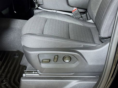 New 2026 GMC Sierra 1500 Elevation image 17